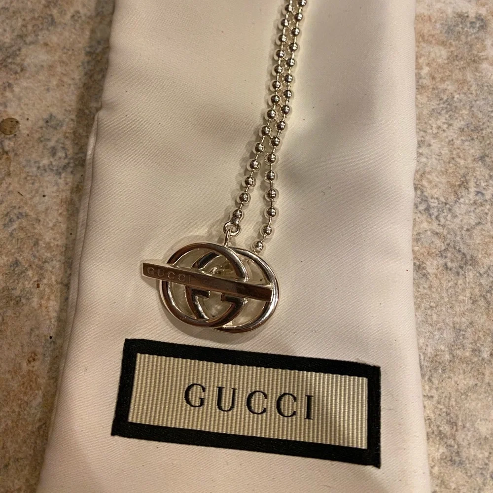 Gucci Silver Necklace - Picture 2 of 9